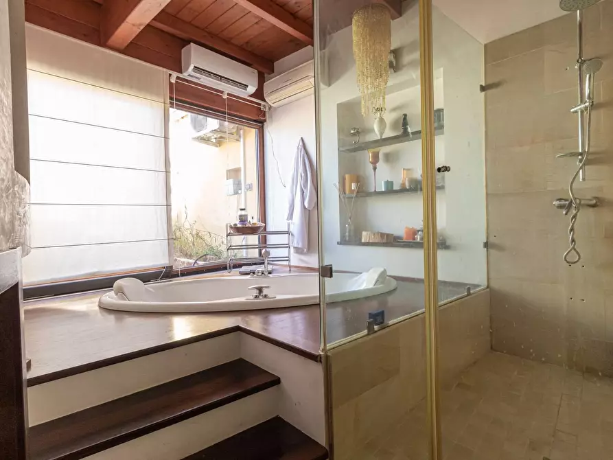 Immagine 29 di Attico in vendita  in Via Carlo Forlanini a Siracusa