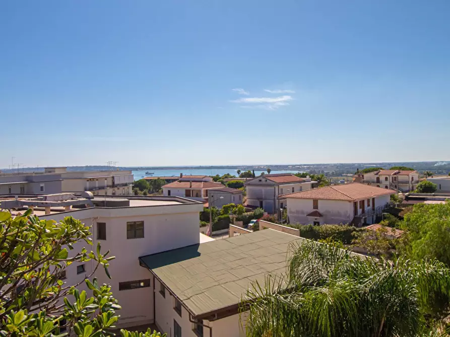 Immagine 37 di Attico in vendita  in Via Carlo Forlanini a Siracusa