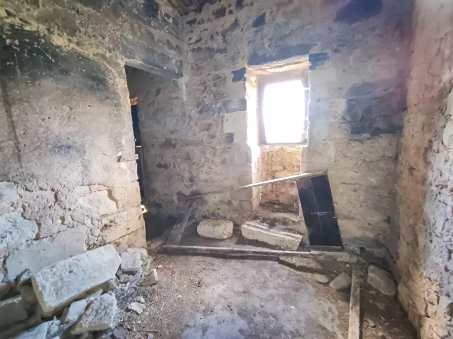 Immagine 9 di Rustico / casale in vendita  in Strada provinciale 14 snc a Ragusa
