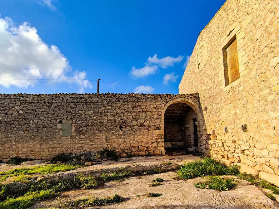 Immagine 3 di Rustico / casale in vendita  in Strada provinciale 14 snc a Ragusa