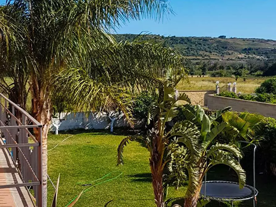 Immagine 16 di Villa in affitto  in Viale dei Fiori snc a Augusta