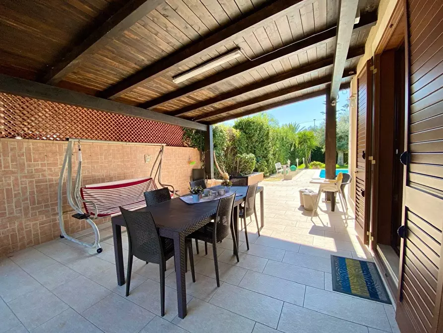 Immagine 15 di Villa in vendita  in via lago di lugano a Siracusa