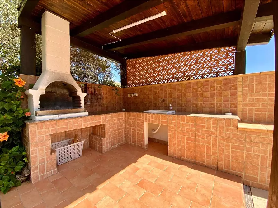 Immagine 19 di Villa in vendita  in via lago di lugano a Siracusa