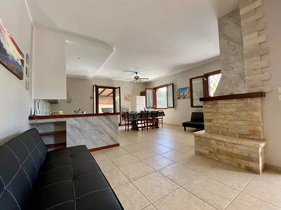 Immagine 7 di Villa in vendita  in via lago di lugano a Siracusa