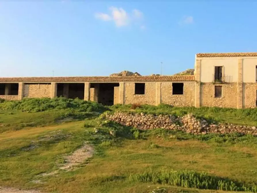 Immagine 3 di Rustico / casale in vendita  in contrada ursitto snc a Niscemi