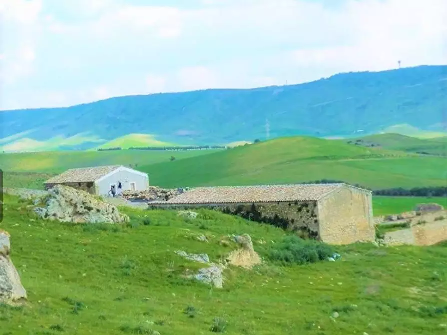 Immagine 10 di Rustico / casale in vendita  in contrada ursitto snc a Niscemi