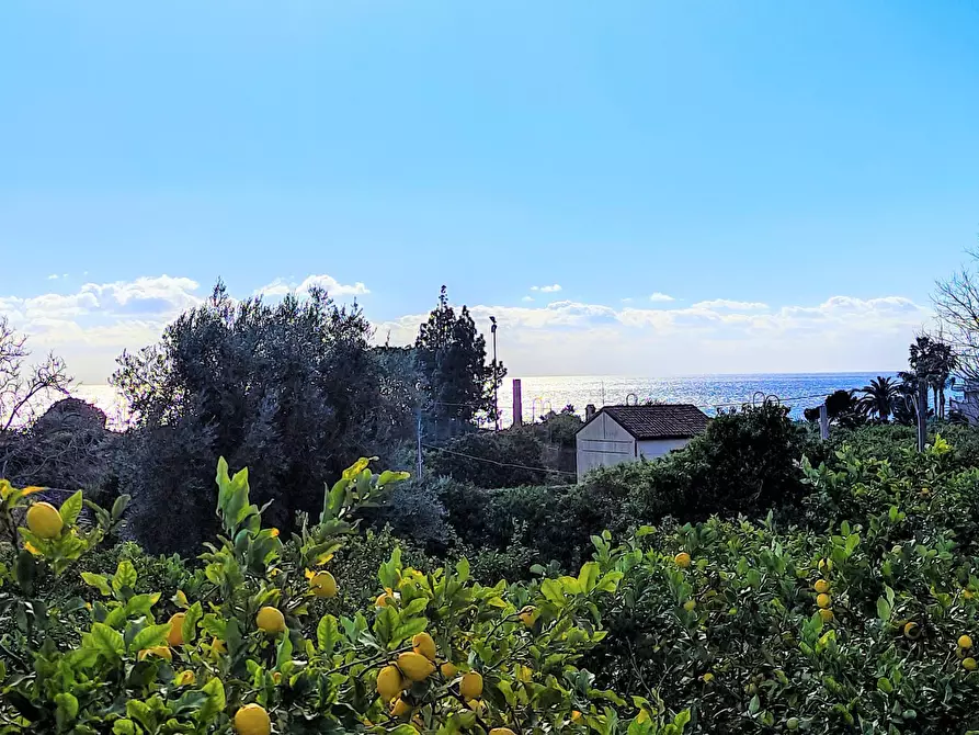 Immagine 1 di Rustico / casale in vendita  in Strada provinciale per riposto snc a Acireale