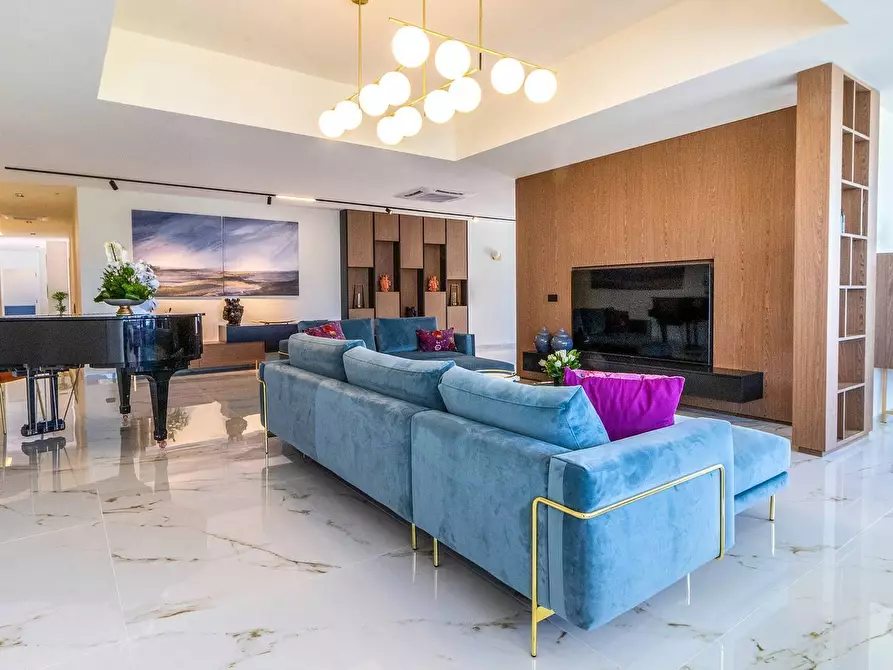 Immagine 7 di Villa in vendita  in strada provinciale a Milo