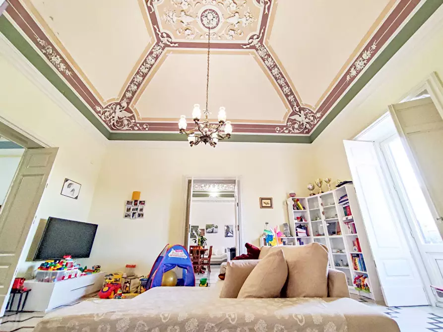 Immagine 21 di Villa in vendita  in Piazza Enrico Cimbali snc a Bronte