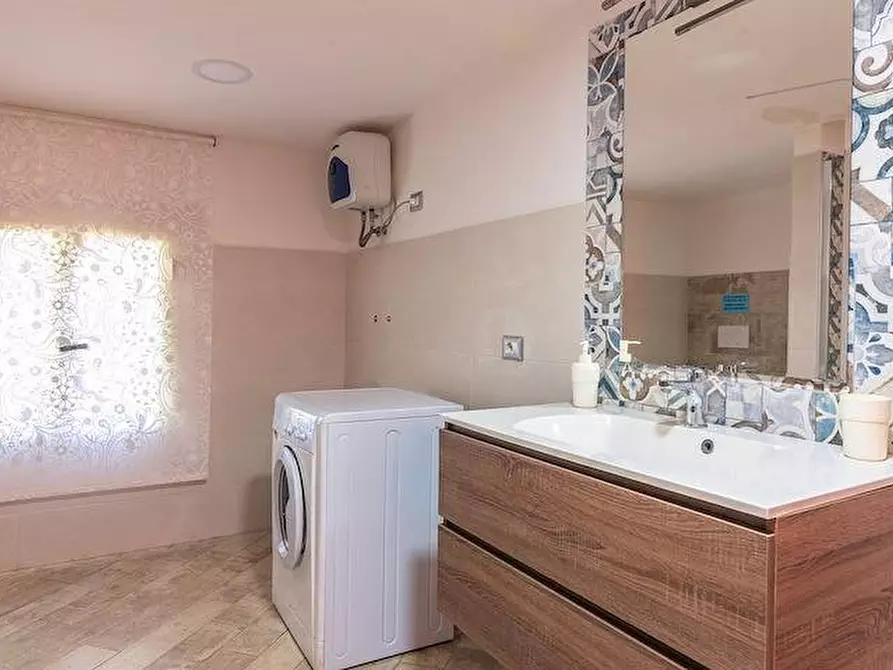 Immagine 32 di Villa in vendita  in traversa ognina a Siracusa