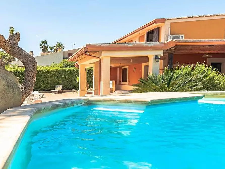 Immagine 35 di Villa in vendita  in traversa ognina a Siracusa