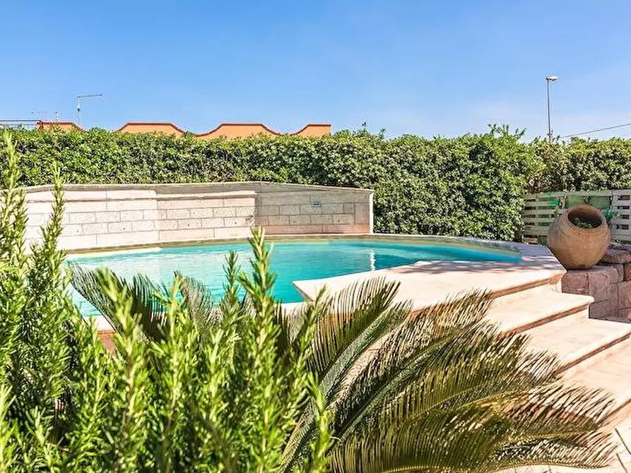 Immagine 36 di Villa in vendita  in traversa ognina a Siracusa