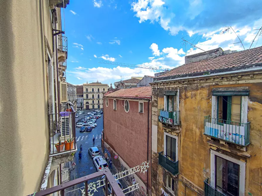 Immagine 10 di Appartamento in vendita  in Piazza Manganelli snc a Catania