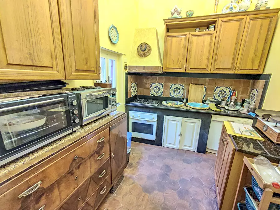 Immagine 21 di Appartamento in vendita  in Piazza Manganelli snc a Catania