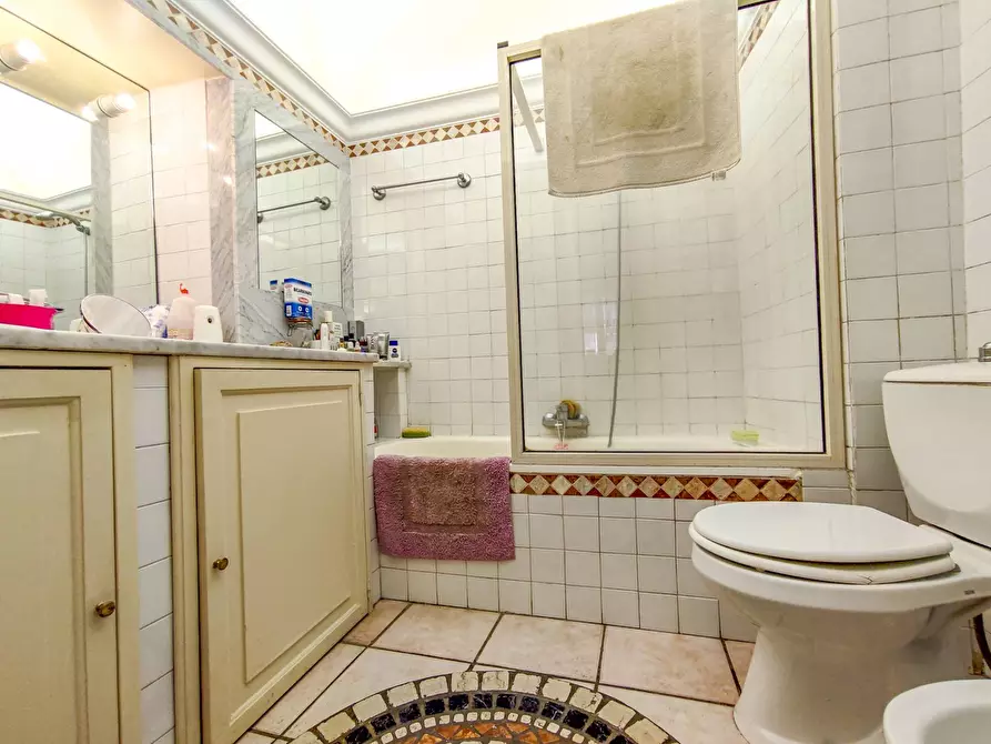 Immagine 20 di Appartamento in vendita  in Piazza Manganelli snc a Catania