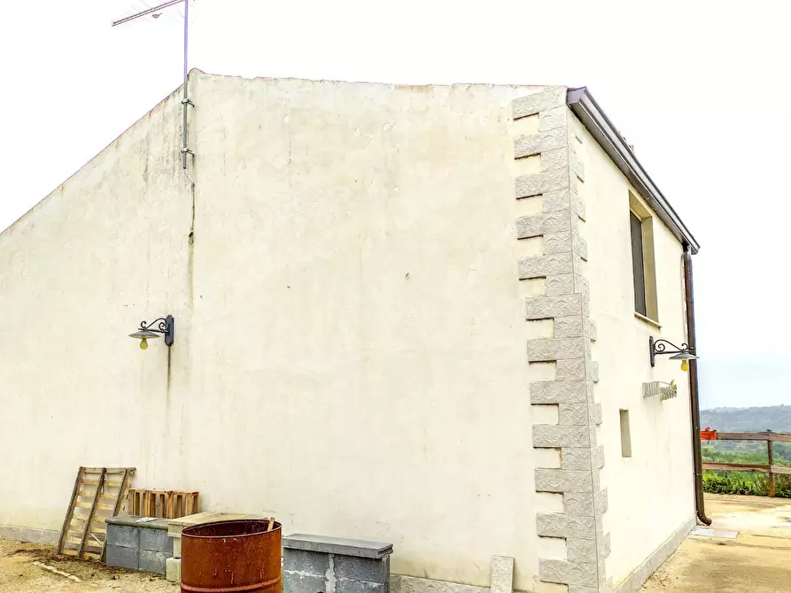 Immagine 37 di Villa in vendita  in Via villa Barco snc a Modica