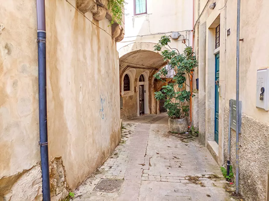 Immagine 32 di Villa in vendita  in Corso Regina Margherita snc a Modica