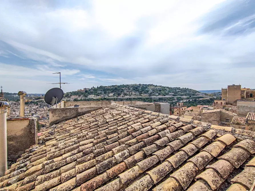 Immagine 11 di Villa in vendita  in Corso Regina Margherita snc a Modica