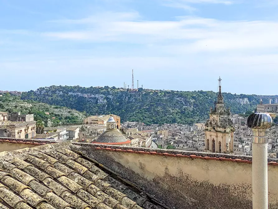 Immagine 9 di Villa in vendita  in Corso Regina Margherita snc a Modica