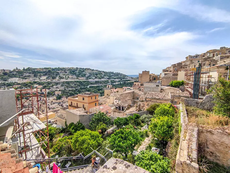 Immagine 10 di Villa in vendita  in Corso Regina Margherita snc a Modica
