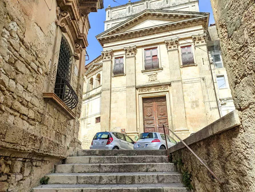 Immagine 31 di Villa in vendita  in Corso Regina Margherita snc a Modica