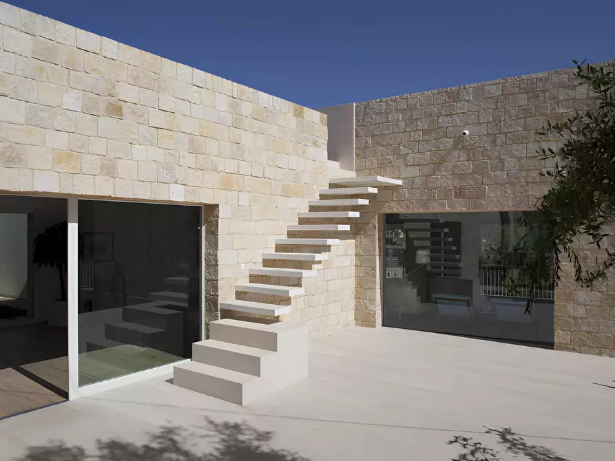 Immagine 10 di Villa in vendita  in ragusa ibla snc a Ragusa