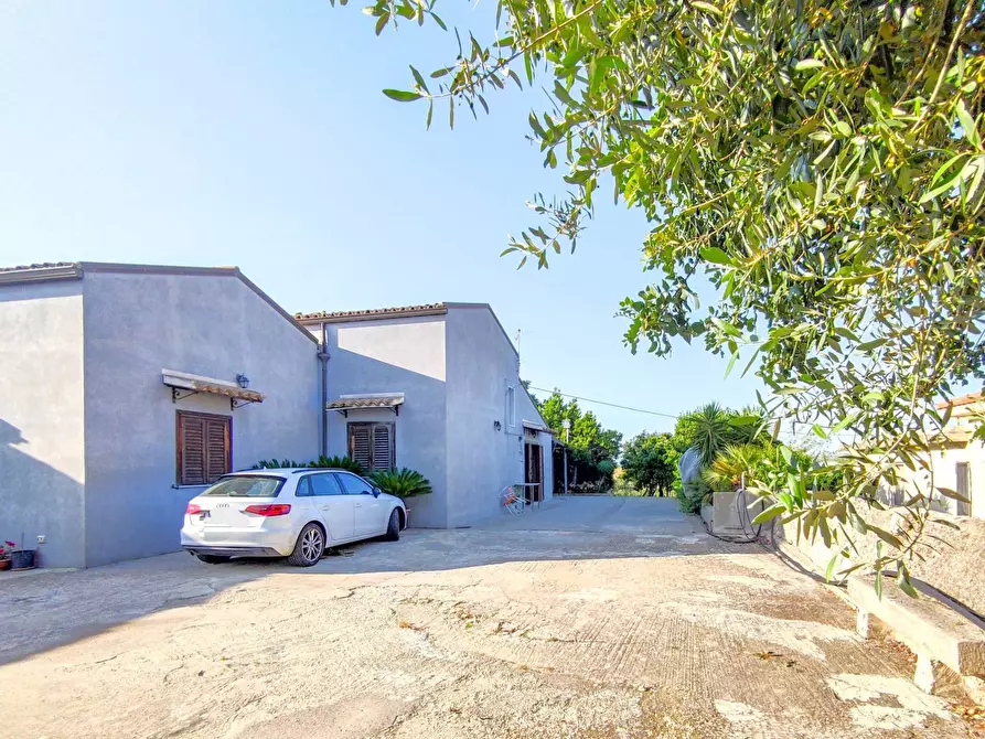 Immagine 4 di Villa in vendita  in Via Vanella 182 snc a Modica