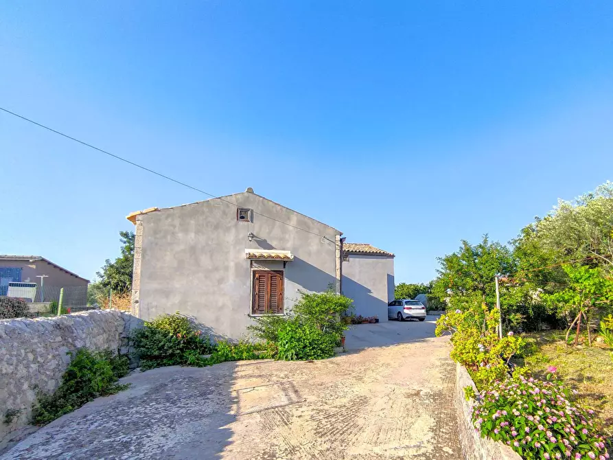 Immagine 6 di Villa in vendita  in Via Vanella 182 snc a Modica