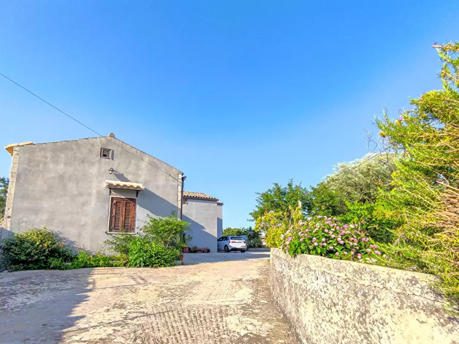 Immagine 40 di Villa in vendita  in Via Vanella 182 snc a Modica