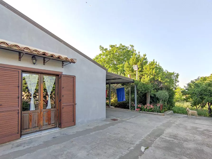Immagine 30 di Villa in vendita  in Via Vanella 182 snc a Modica
