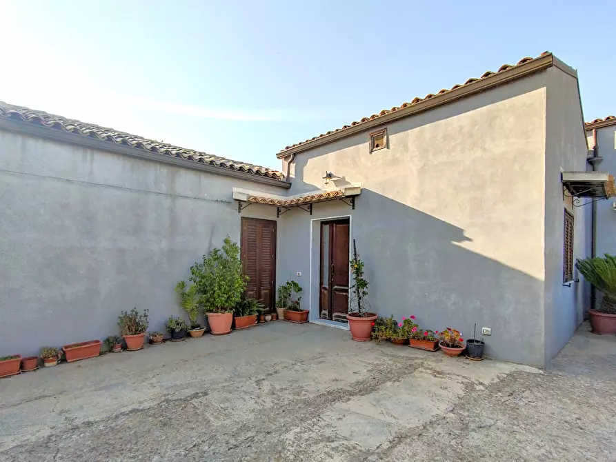 Immagine 42 di Villa in vendita  in Via Vanella 182 snc a Modica