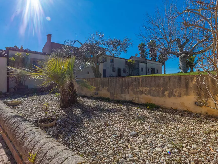 Immagine 41 di Villa in vendita  in strada provinciale 24 noto snc a Noto