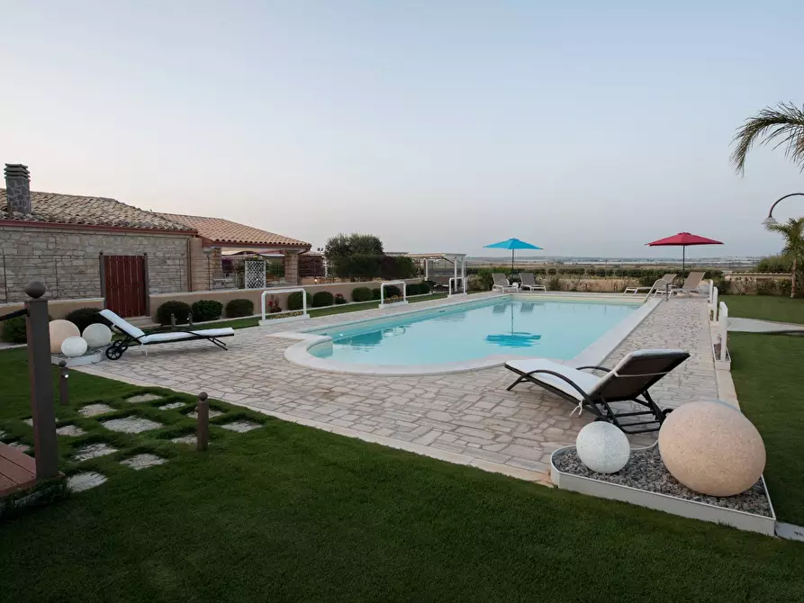 Immagine 23 di Villa in affitto  in contrada cancaleo snc a Ispica