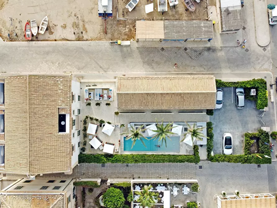 Immagine 5 di Villa in vendita  in Via Marina snc a Scicli