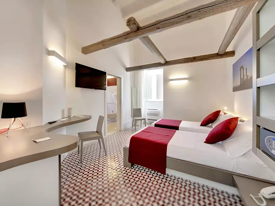 Immagine 17 di Villa in vendita  in Via Marina snc a Scicli