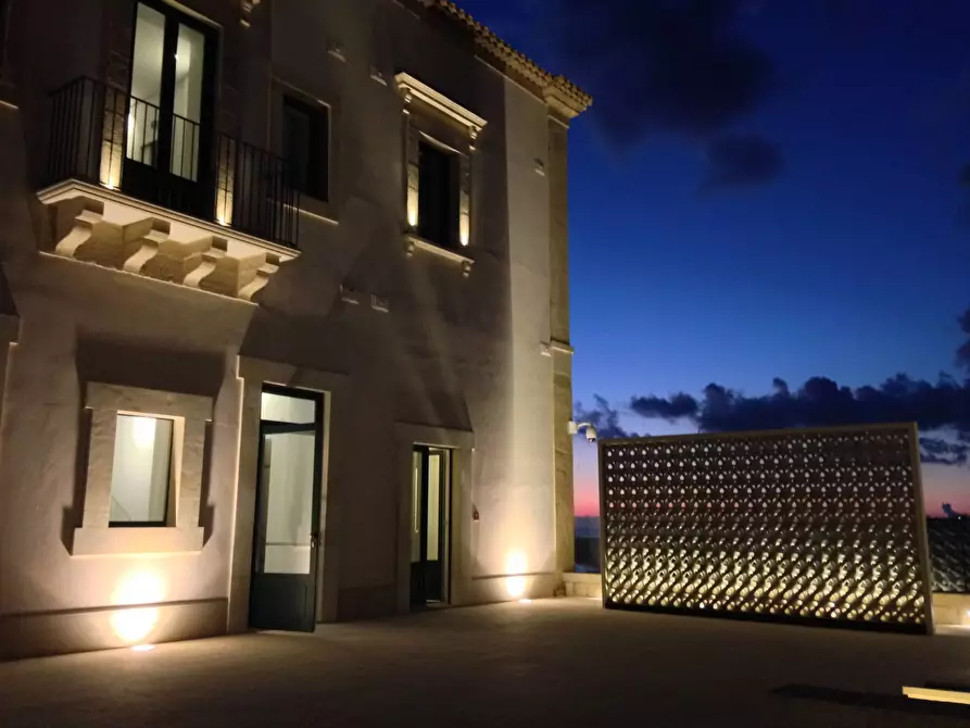 Immagine 11 di Villa in vendita  in Via Marina snc a Scicli