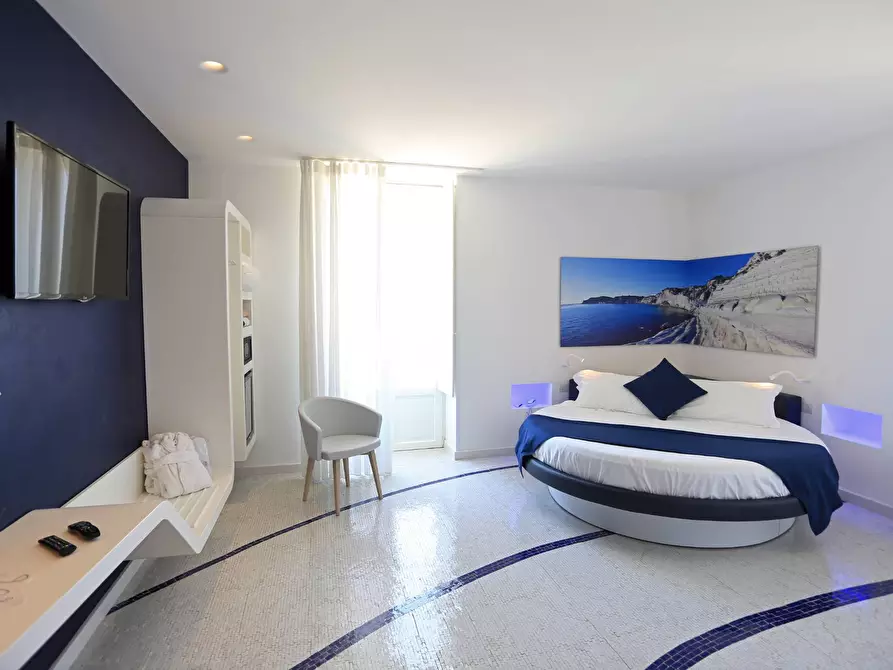 Immagine 21 di Villa in vendita  in Via Marina snc a Scicli