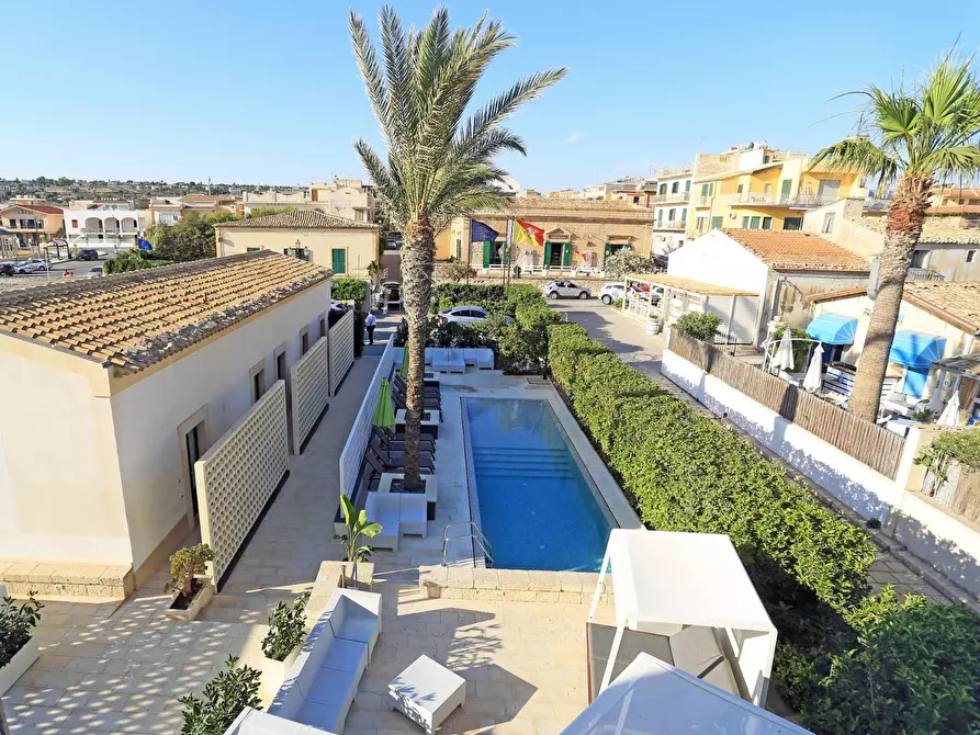 Immagine 4 di Villa in vendita  in Via Marina snc a Scicli