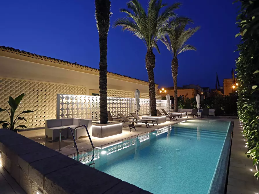 Immagine 10 di Villa in vendita  in Via Marina snc a Scicli