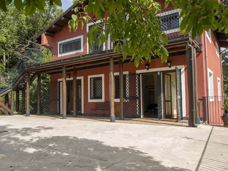 Immagine 1 di Villa in vendita  in via del bosco snc a Milo