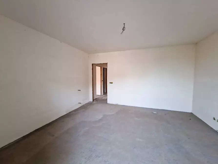 Immagine 9 di Villa in vendita  in via padre pio snc a Gravina Di Catania