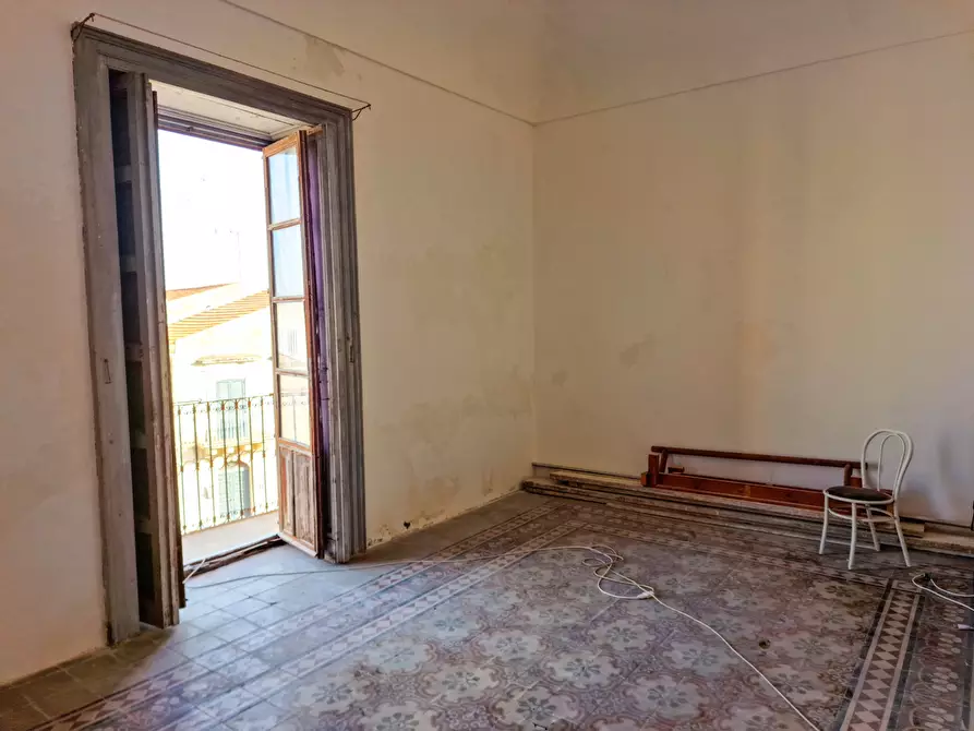 Immagine 8 di Villa in vendita  in Piazza Sant' Antonio snc a Ispica