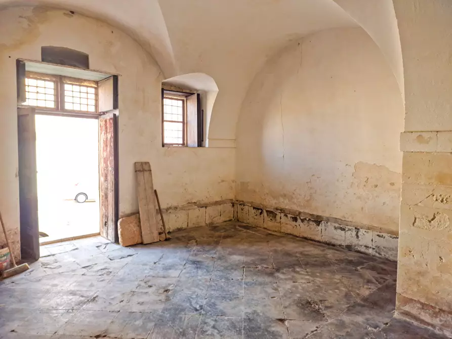 Immagine 28 di Villa in vendita  in Piazza Sant' Antonio snc a Ispica