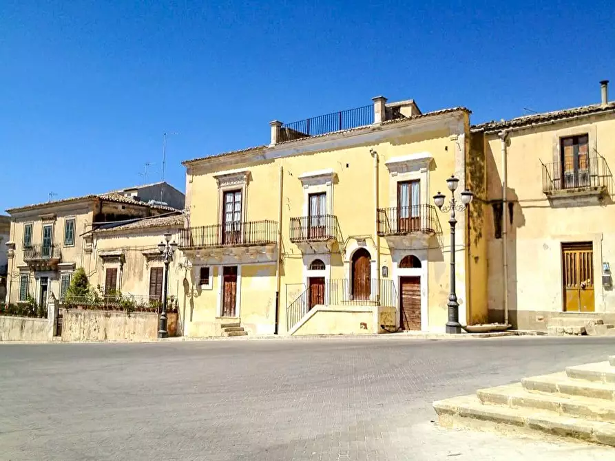 Immagine 47 di Villa in vendita  in Piazza Sant' Antonio snc a Ispica