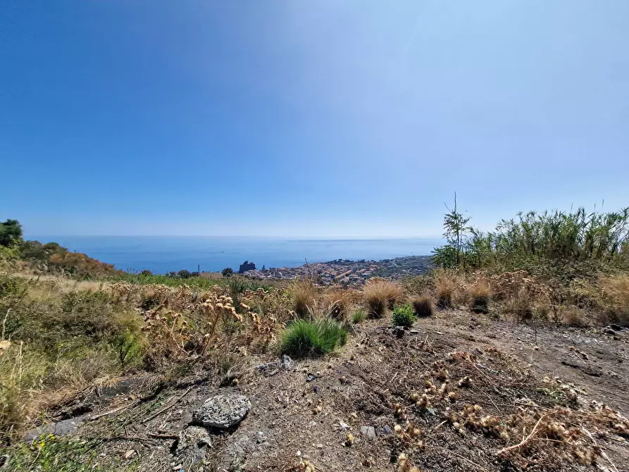 Immagine 6 di Terreno agricolo in vendita  in Via Monterosso snc a Aci Castello