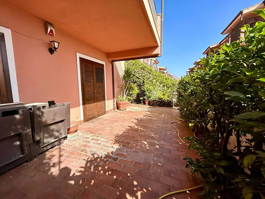 Immagine 18 di Villa in vendita  in via alcide de gasperi snc a Letojanni