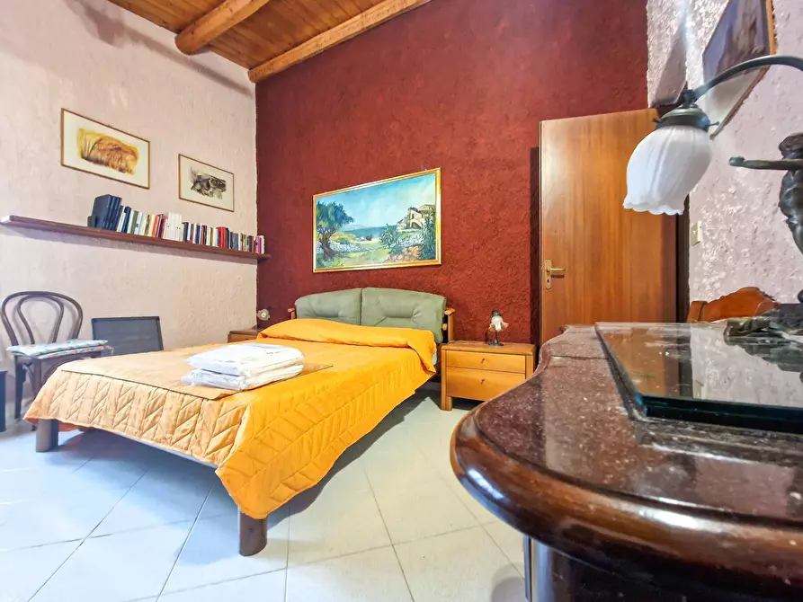 Immagine 17 di Villa in vendita  in Menghisi snc a Noto