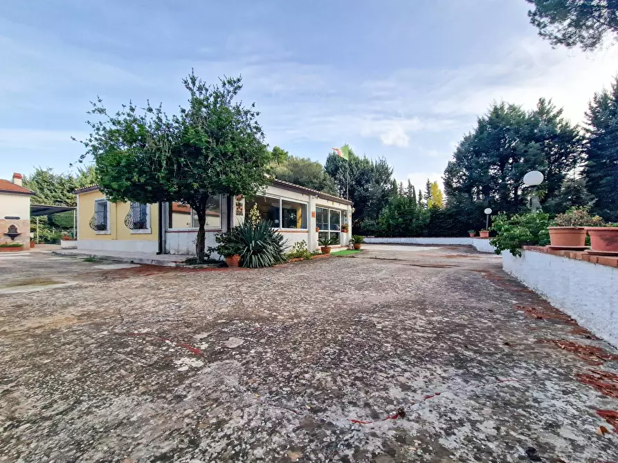 Immagine 4 di Villa in vendita  in Menghisi snc a Noto