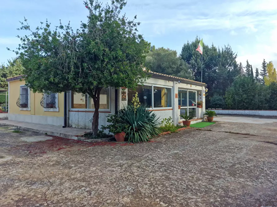 Immagine 45 di Villa in vendita  in Menghisi snc a Noto