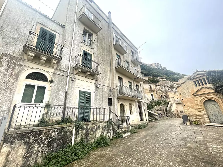 Immagine 1 di Casa indipendente in vendita  in corso mazzini a Ragusa